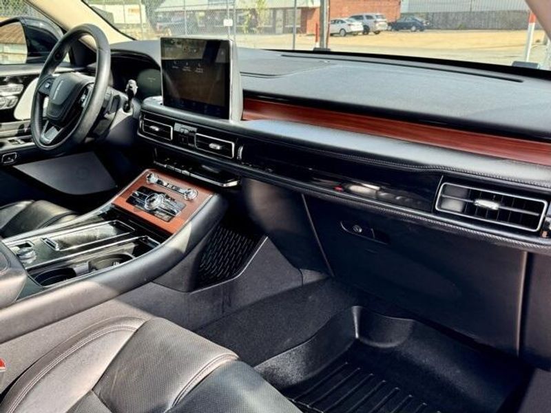 Used 2020 Lincoln Aviator ReserveImage 15