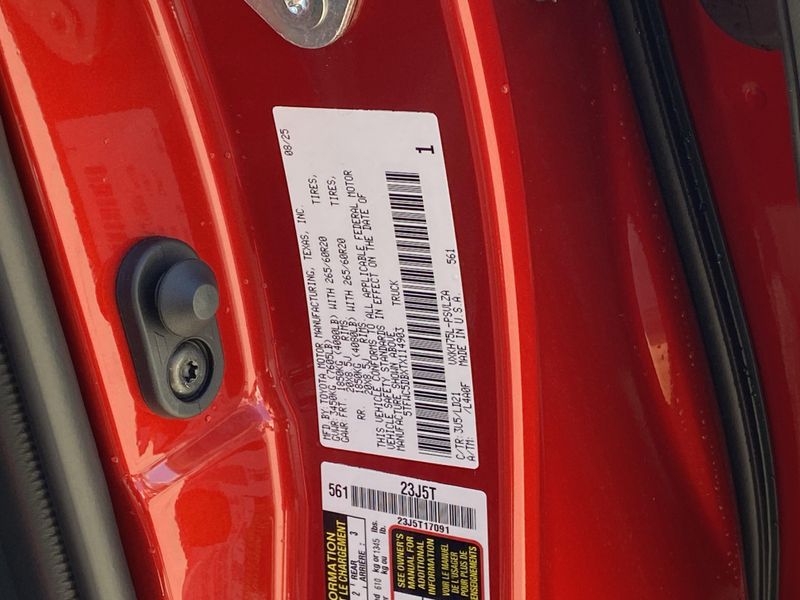 New 2026 Toyota Tundra Limited HybridImage 21