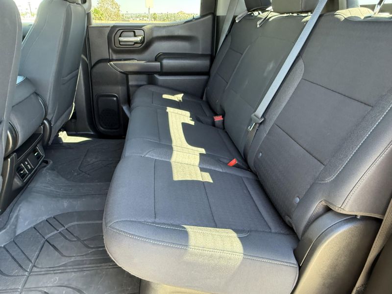 Used 2024 Chevrolet Silverado 1500 CustomImage 28