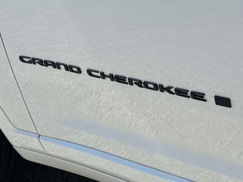 New 2026 Jeep Grand Cherokee Limited Reserve 4x4