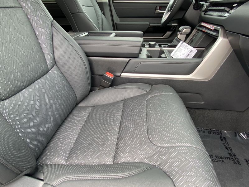 2024 Toyota Tundra LimitedImage 12
