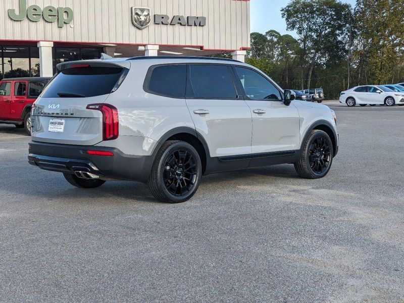 2022 Kia Telluride SXImage 3