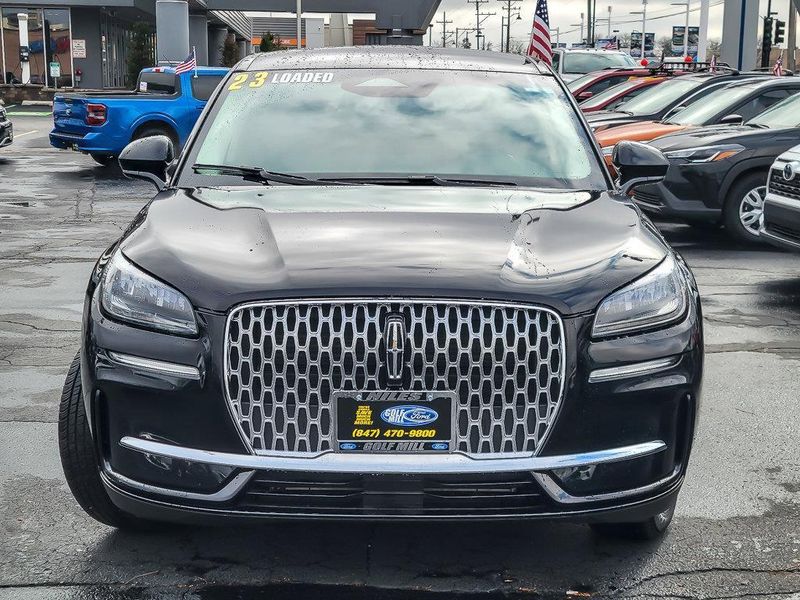 2023 Lincoln Corsair Standard photo 4