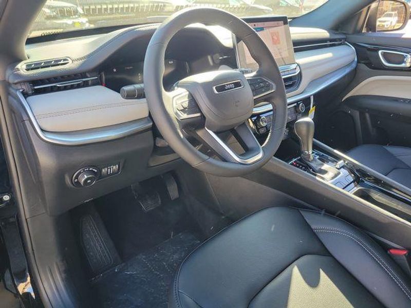 New 2026 Jeep Compass Limited 4x4