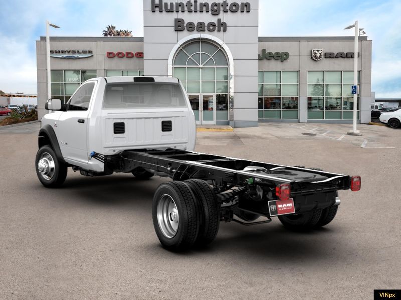 2022 RAM 5500 Chassis Tradesman Regular Cab Belco BodyImage 5