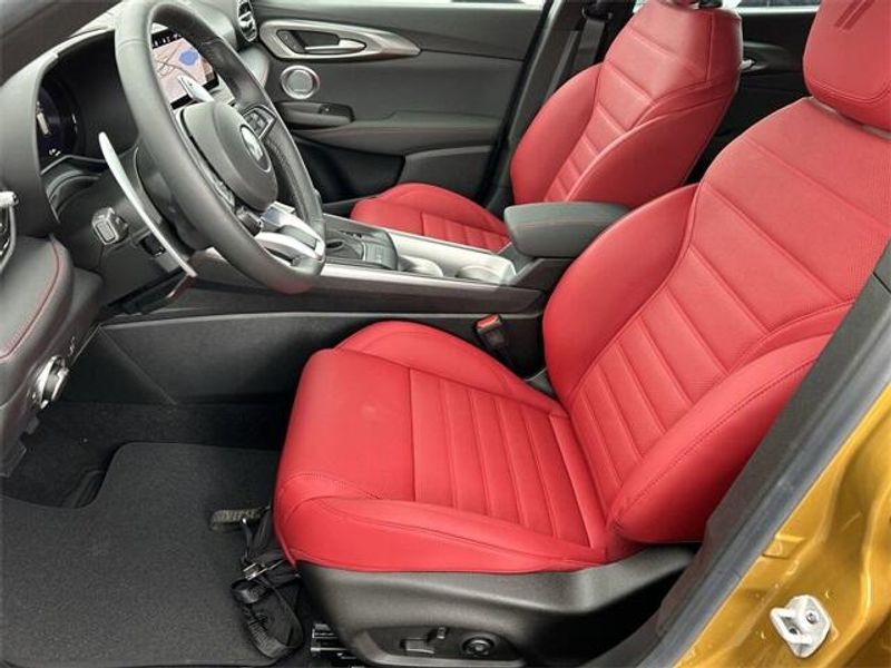 New 2024 Dodge Hornet R/T Plus EawdImage 16