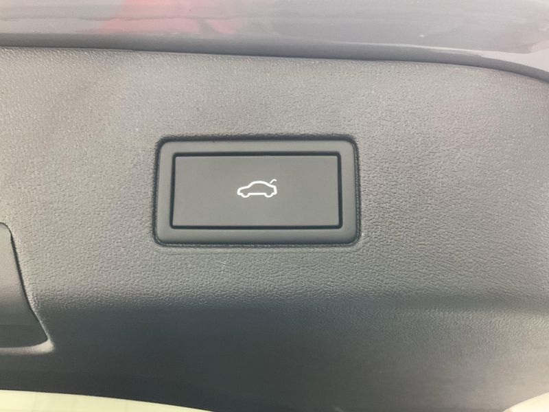 Used 2023 Volkswagen ID.4 Pro S Long Range w/Glass RoofImage 15