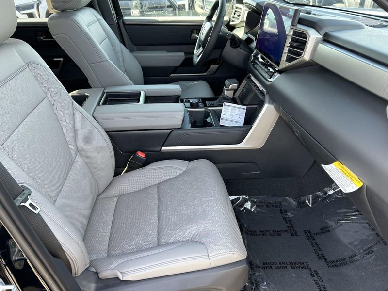 2025 Toyota Tundra LimitedImage 11