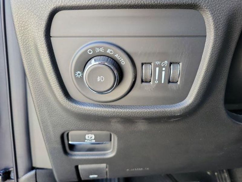 New 2026 Jeep Grand Cherokee Limited 4x4