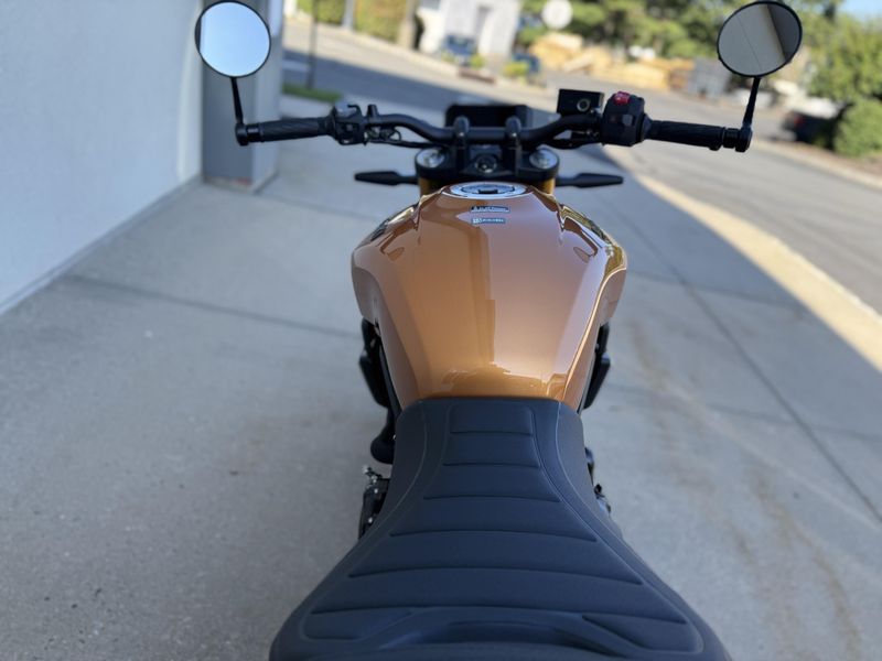 2026 Suzuki GSX 8TImage 6
