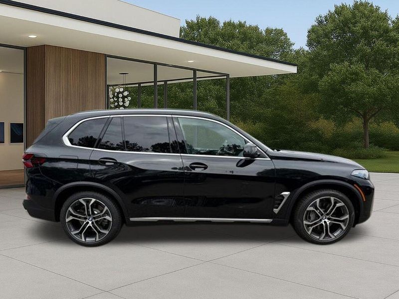 New 2026 BMW X5 xDrive50eImage 7