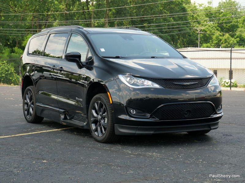 2019 Chrysler Pacifica Touring L Plus SImage 28
