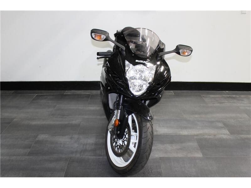 Used 2019 Suzuki GSX-R600 Image 2