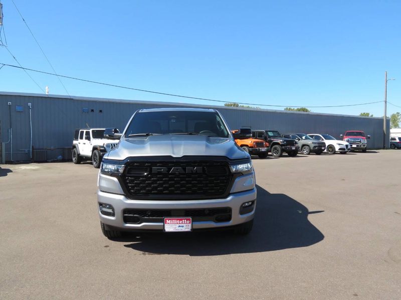 2025 RAM 1500 Big Horn Crew Cab 4x4 5