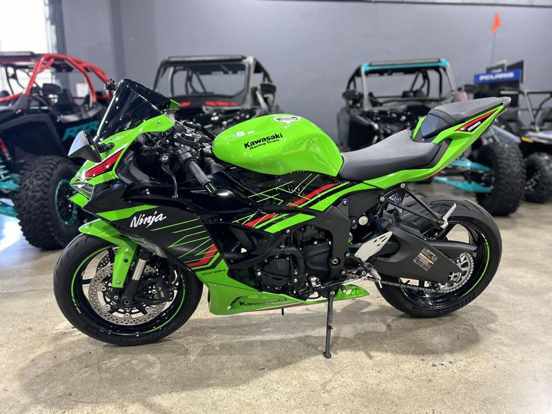 Used 2024 Kawasaki NINJA ZX-6R KRT Image 19