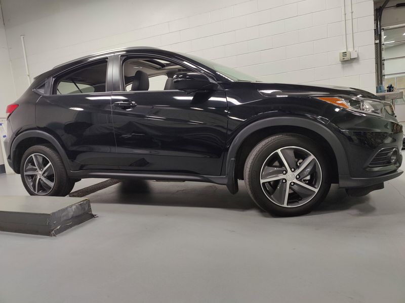 2022 Honda HR-V EX AWD w/SunroofImage 4