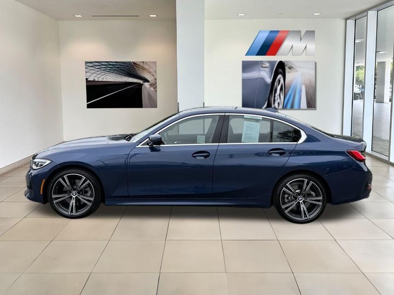 2022 BMW 3 Series 330iImage 8