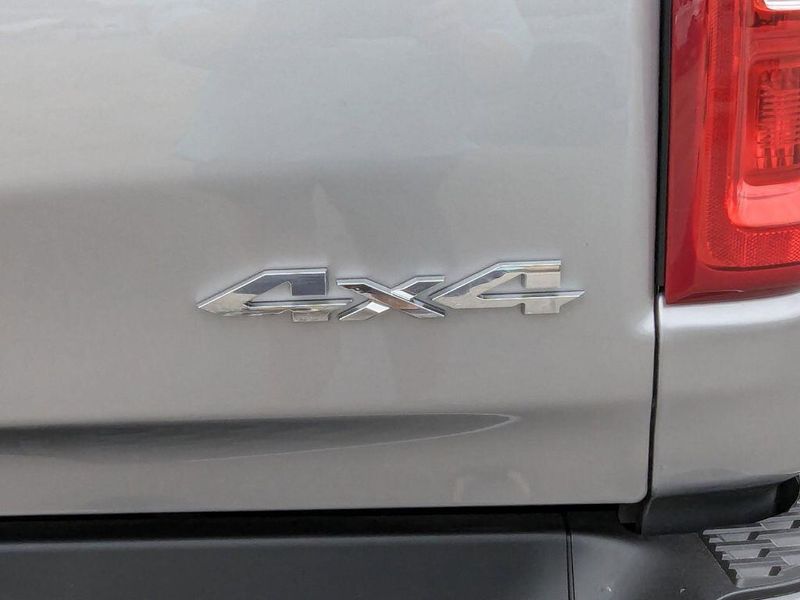 2025 RAM 1500 Laramie Crew Cab 4x4 5