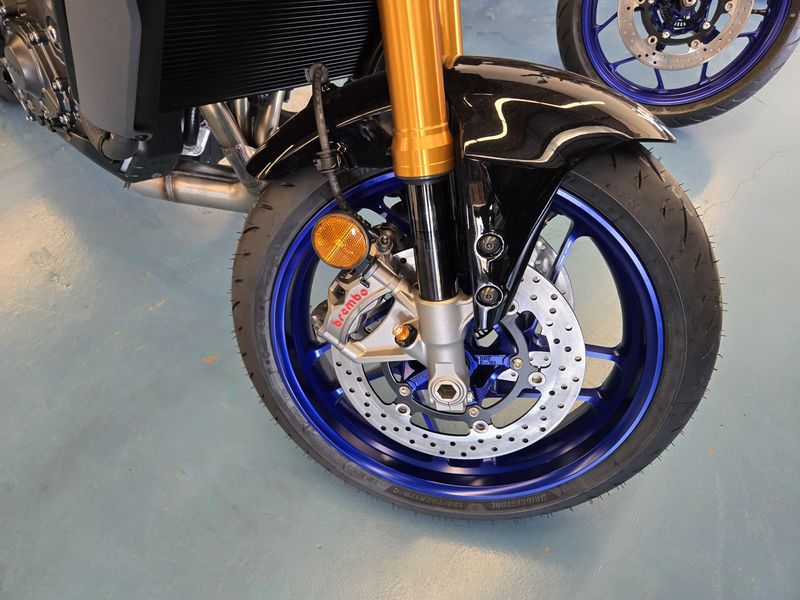 2025 Yamaha MT09 SP LIQUID METAL RAVEN Image 21