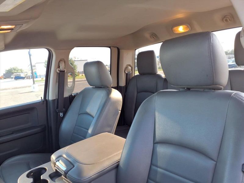2018 Ram 1500 Express photo 8