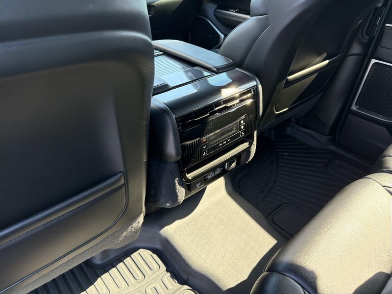 2024 Jeep Wagoneer Series 1Image 18