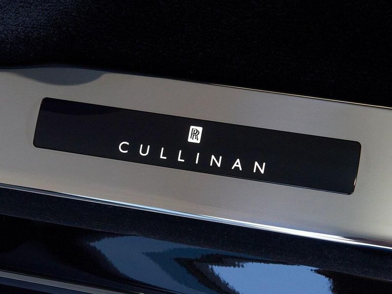 2025 Rolls-Royce Cullinan Image 23