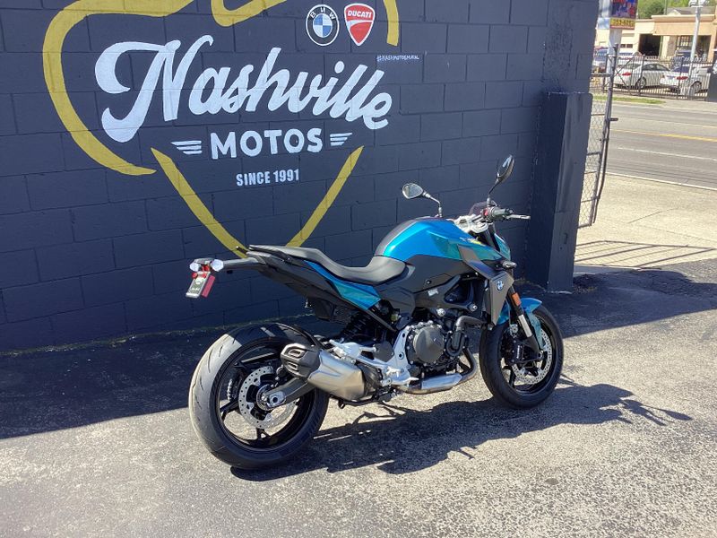 2025 BMW F 900 R 