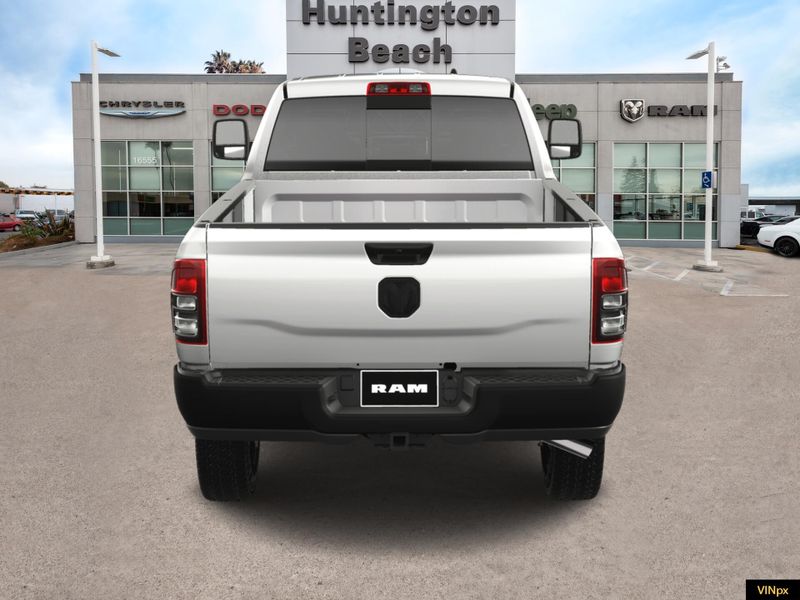 2023 RAM 2500 Tradesman Crew Cab 4x2 Long BoxImage 4