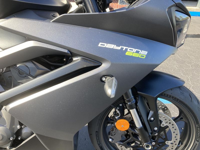 2025 Triumph Daytona 660
