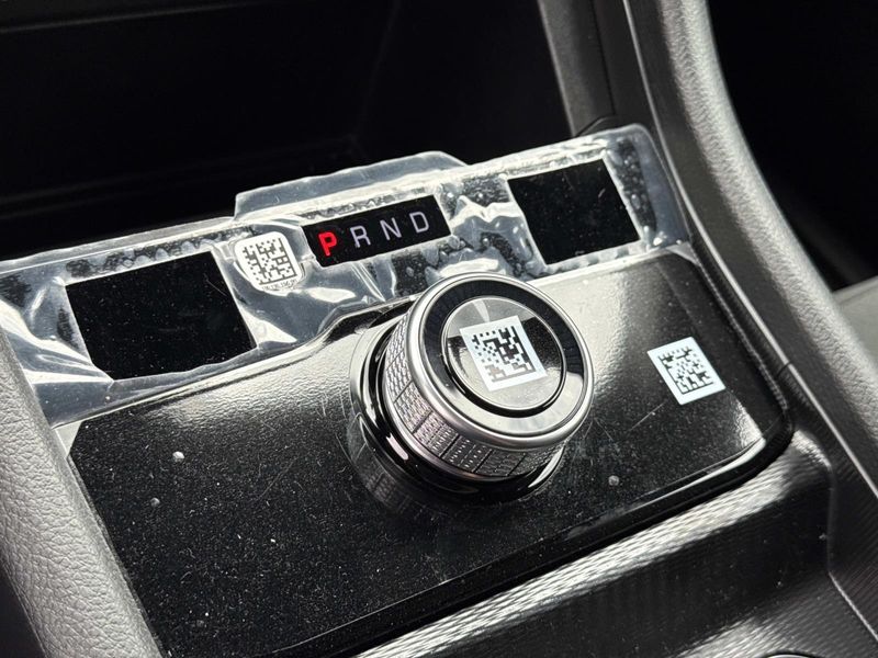 New 2026 Jeep Grand Cherokee L Laredo 4x2