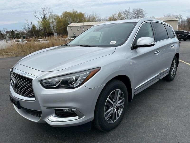 2019 INFINITI QX60 PureImage 9