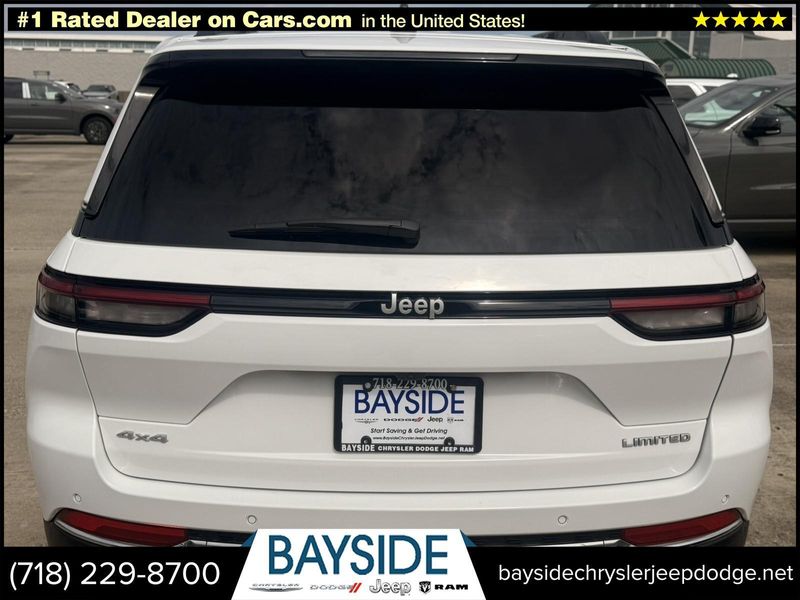 2024 Jeep Grand Cherokee Limited photo 3