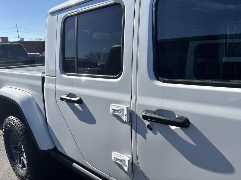 New 2026 Jeep Gladiator Mojave X 4x4Image 5