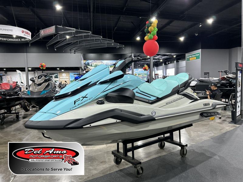 2025 Yamaha FX CRUISER HO W/AUDIO  in a MINT/PEARL exterior color. Del Amo Motorsports of Redondo Beach (424) 390-7811 delamomotorsports.com 