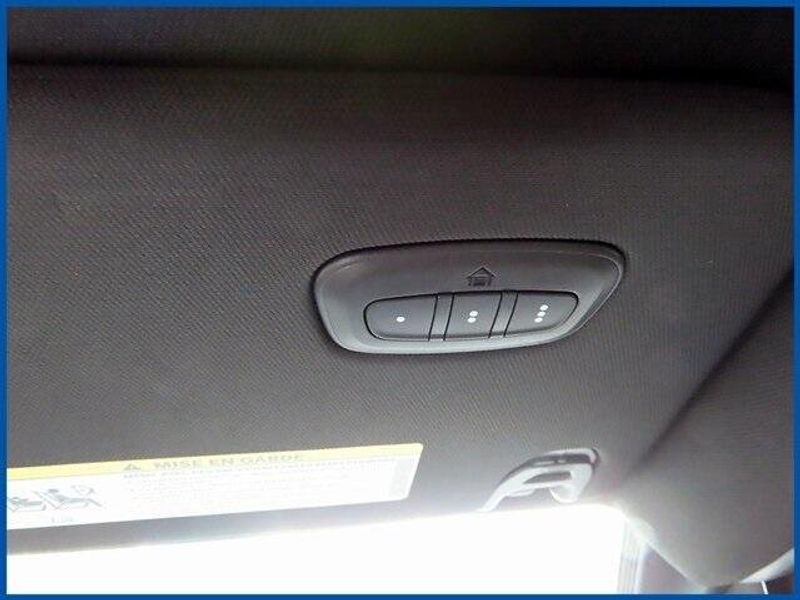 2022 RAM 1500 LaramieImage 19