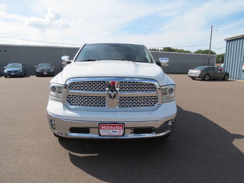 Used 2015 RAM 1500 Laramie 4x4 4dr Crew Cab 5.5 ft. SB PickupImage 5