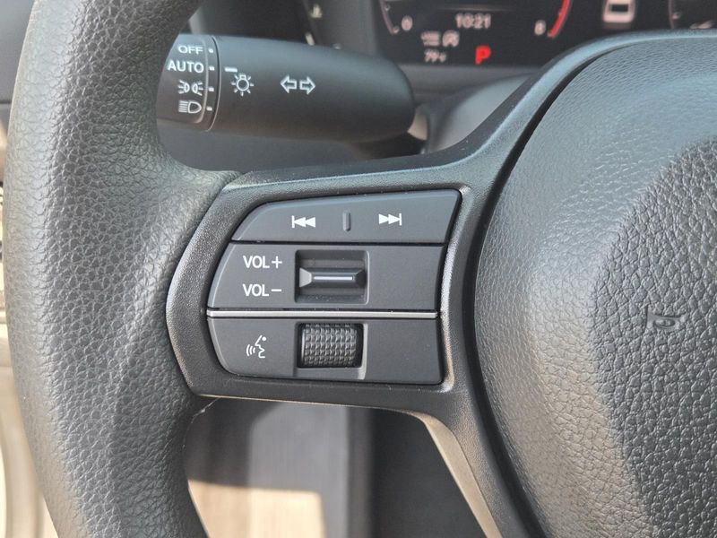 Used 2025 Honda Accord Sedan SE CVT