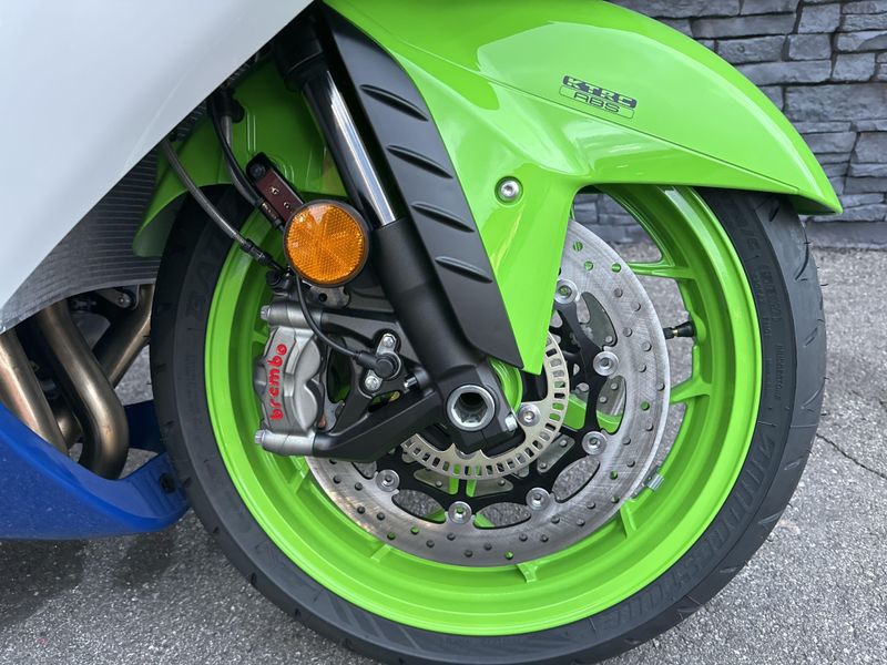 2024 Kawasaki NINJA ZX-14R 40TH ANNIVERSARY EDITION ABS Image 12