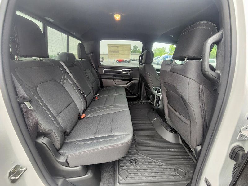 New 2026 RAM 1500 Big Horn Crew Cab 4x4 5'7' Box