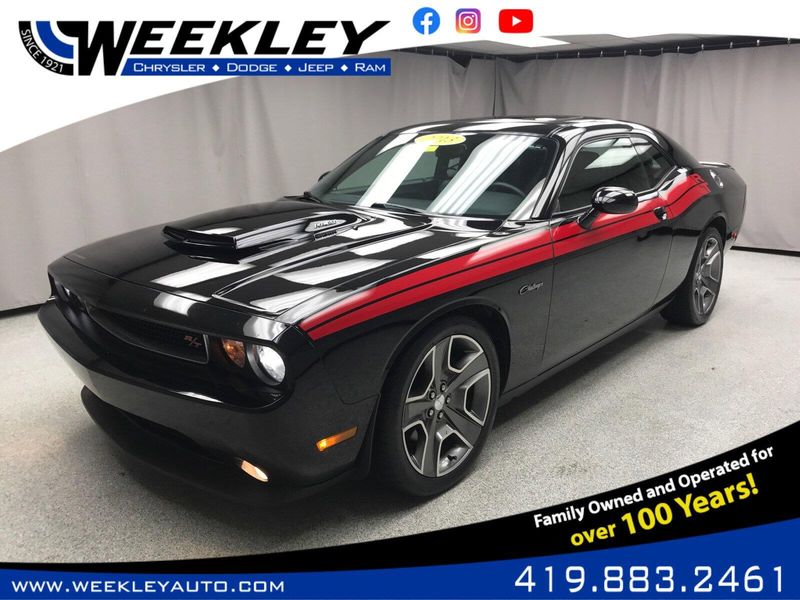 Used 2013 Dodge Challenger R/T ClassicImage 1