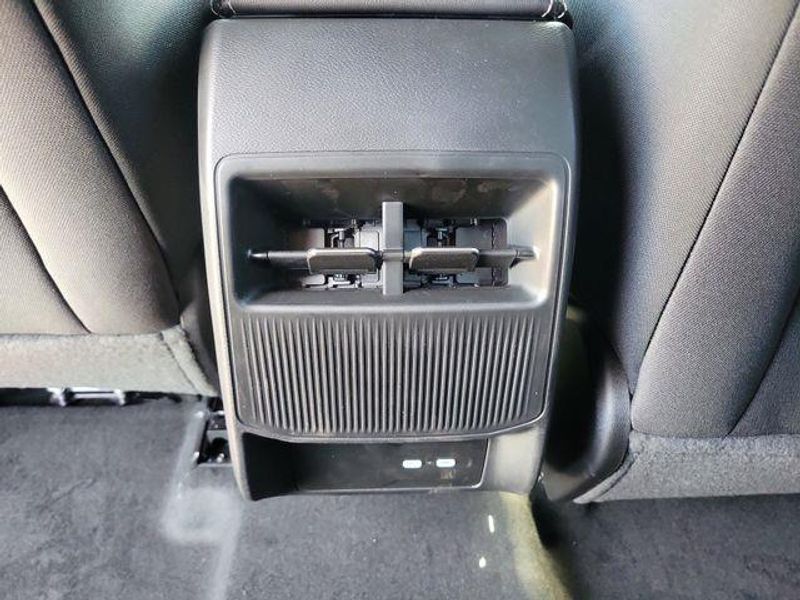 New 2026 Jeep Cherokee Laredo 4x4