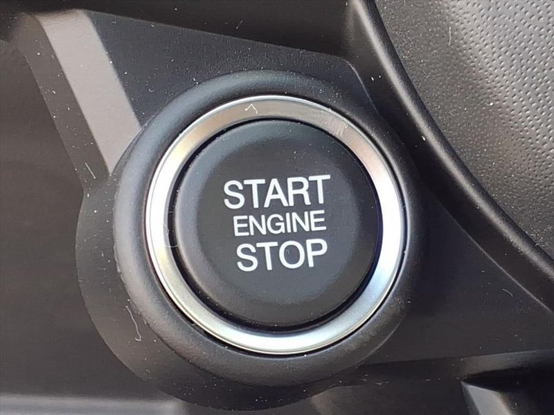 New 2025 Alfa Romeo Stelvio AwdImage 19