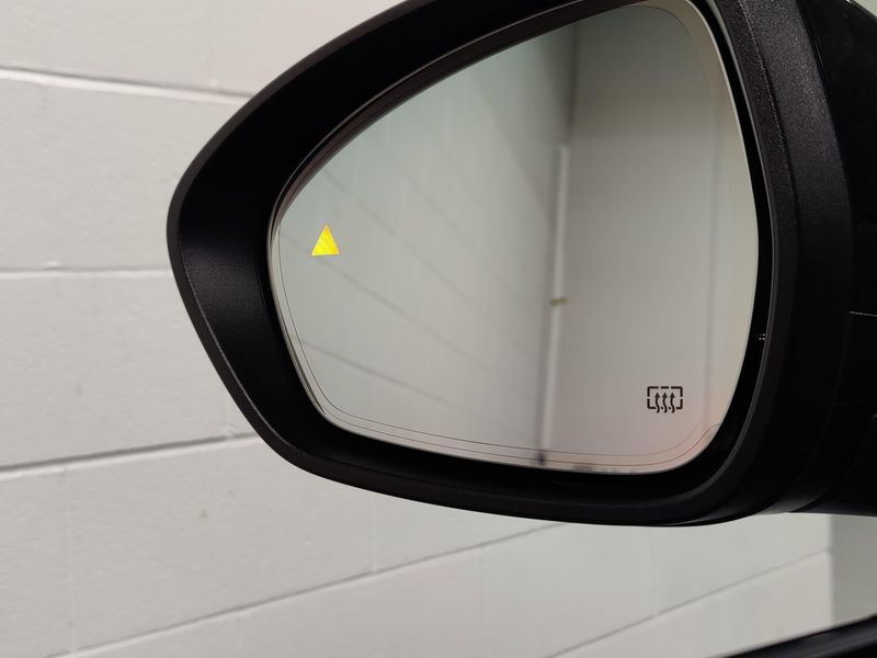 Used 2024 Alfa Romeo Stelvio Veloce AWD w/Sunrof/Activ AsstImage 27