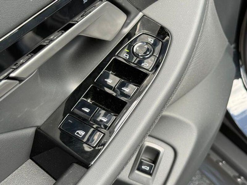 New 2026 BMW 5 Series 530iImage 16