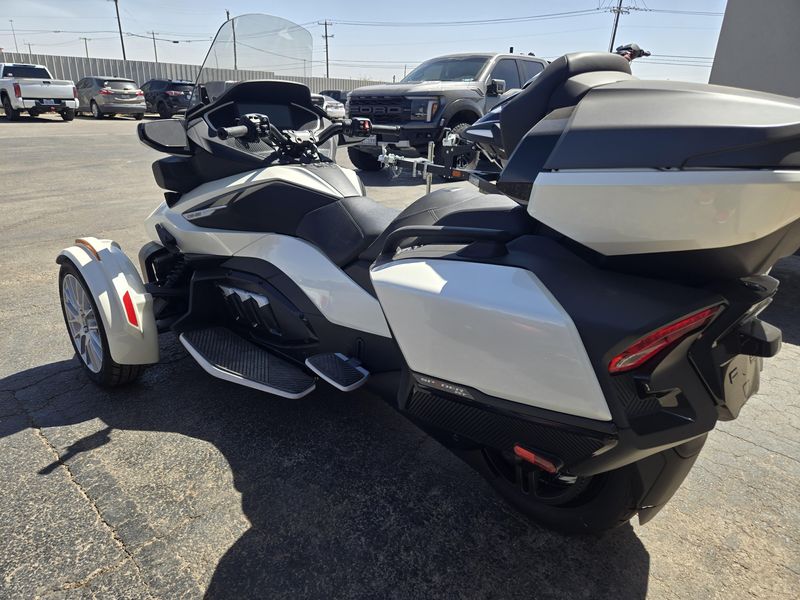 NEW 2026 CAN-AM SPYDER RT SEATOSKY Image 7