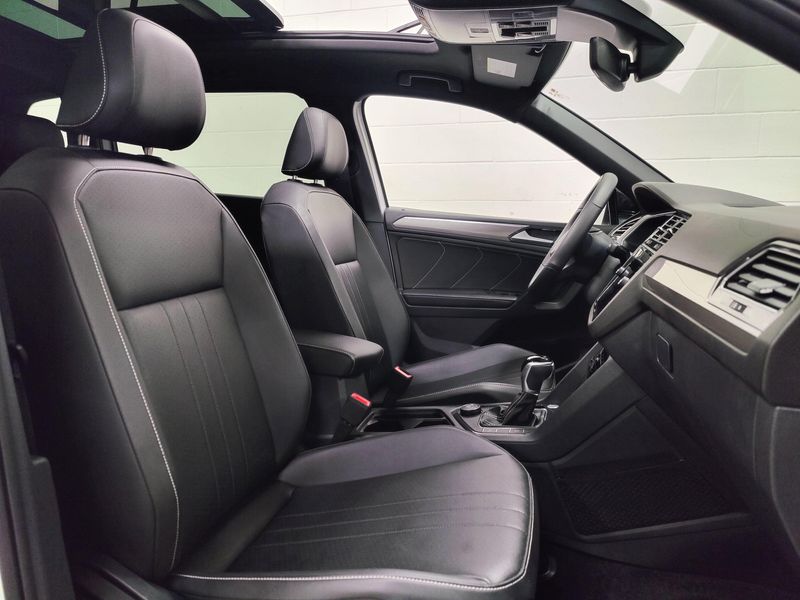 Used 2024 Volkswagen Tiguan SE R-Line Black AWD w/SunroofImage 6