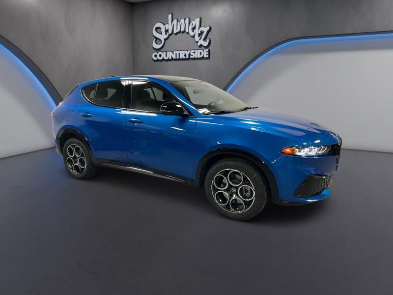 New 2026 Alfa Romeo Tonale Sprint AwdImage 2