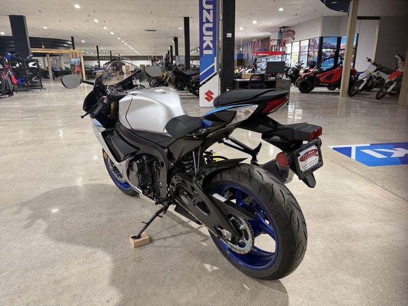 New 2026 Suzuki GSX-R750 Image 15