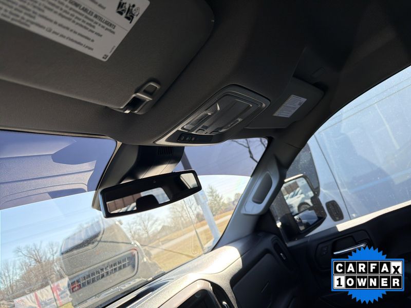 Used 2024 Chevrolet Silverado 2500HD CustomImage 30