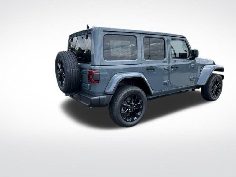 2025 Jeep Wrangler 4-door Sahara 4xe